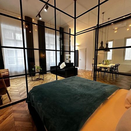 Deak Central Loft Budapest Luaran gambar
